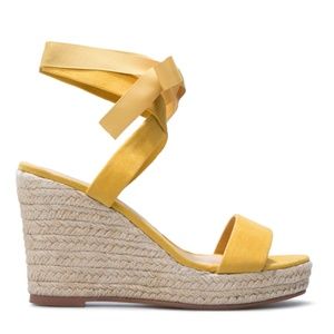 NIB Shoe Dazzle Dasha Wedge Sandals